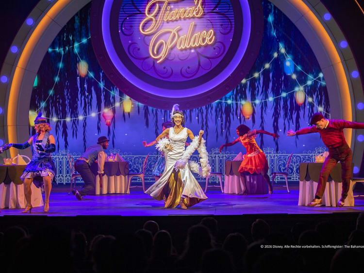 Disney Wish: Musicalauff&uuml;hrung im "Walt Disney Theatre" auf den Decks 2, 3 & 4