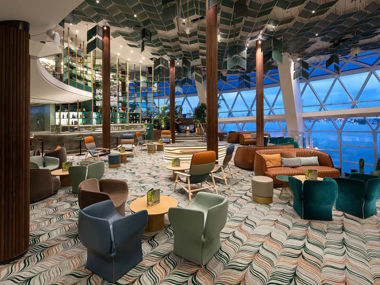 Celebrity Beyond: Eden Bar auf Deck 5