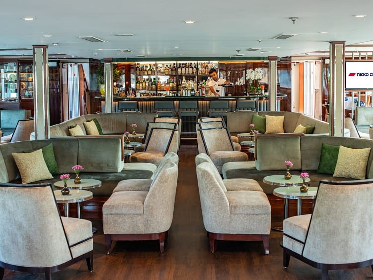 Douro Queen: Panorama-Salon auf dem Hauptdeck