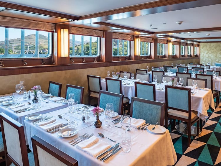 Douro Queen: Bordrestaurant auf dem Unterdeck