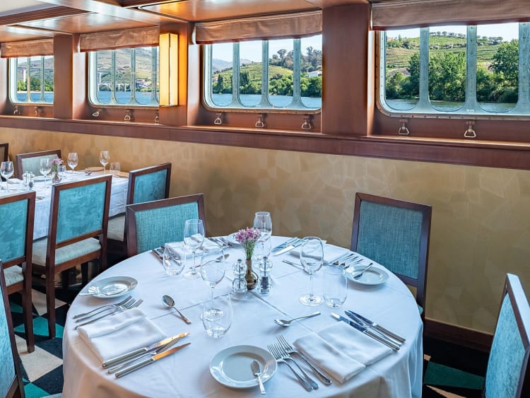 Douro Queen: Bordrestaurant auf dem Unterdeck