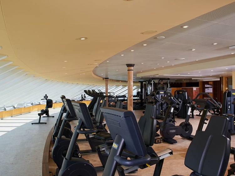 Carnival Venezia: Cloud9 Fitness Center auf Deck 12