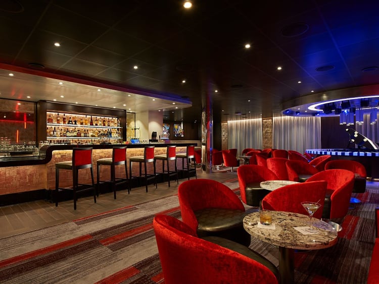 Carnival Venezia: "Piano Bar 88" auf Deck 5
