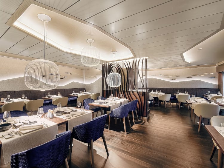 Hapag-Lloyd Cruises - HANSEATIC nature - Foto 10