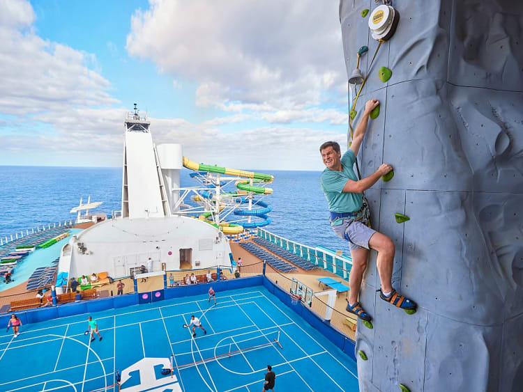 Freedom of the Seas: Rock Wall