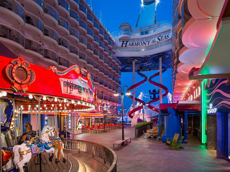 Harmony of the Seas: Boardwalk