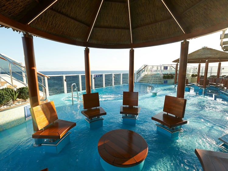 Carnival Panorama: Havana Pool Area