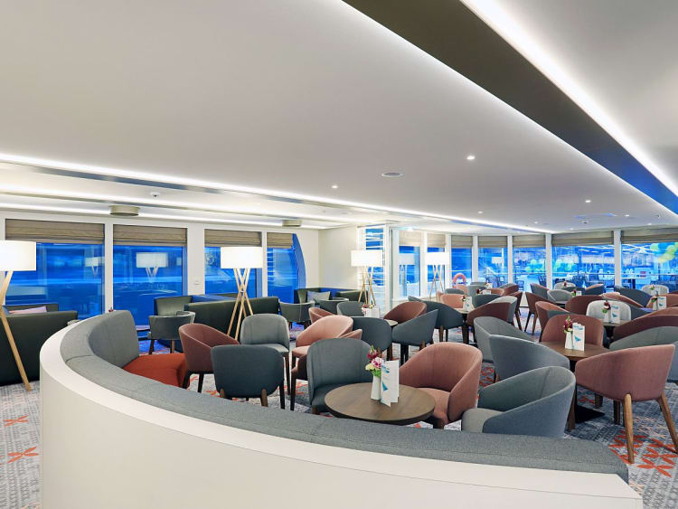 Alena: Panorama Lounge