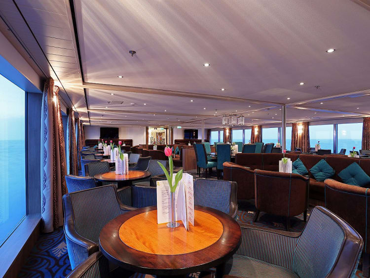 Alina: Panoramalounge