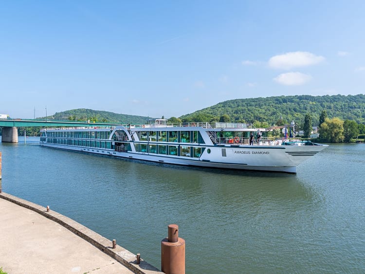Amadeus Diamond: Seitliche Ansicht