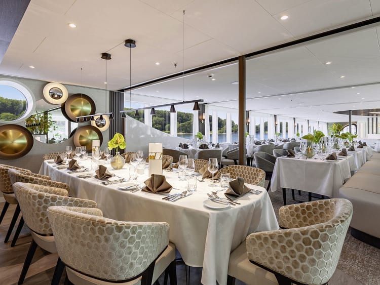Amadeus Cara: Panorama Restaurant