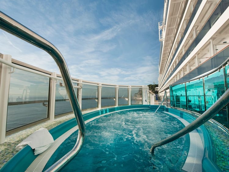 Carnival Dream: Whirlpool