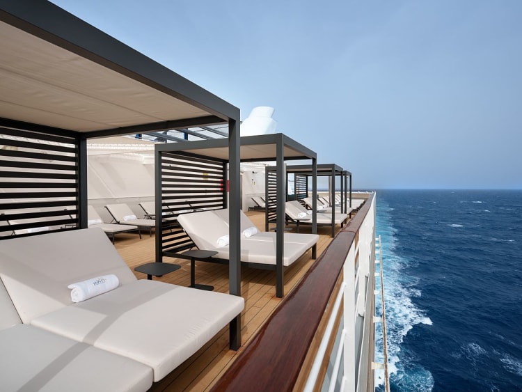 MSC Poesia: Sonnendeck der MSC Yacht Club Suiteng&auml;ste
