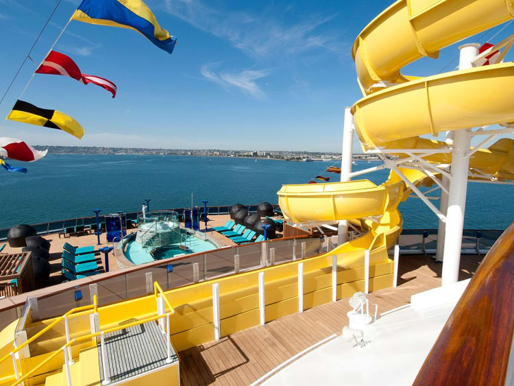 Carnival Spirit: Waterworks