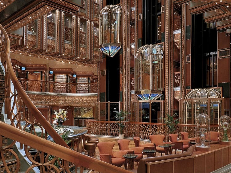 Carnival Spirit: Atrium