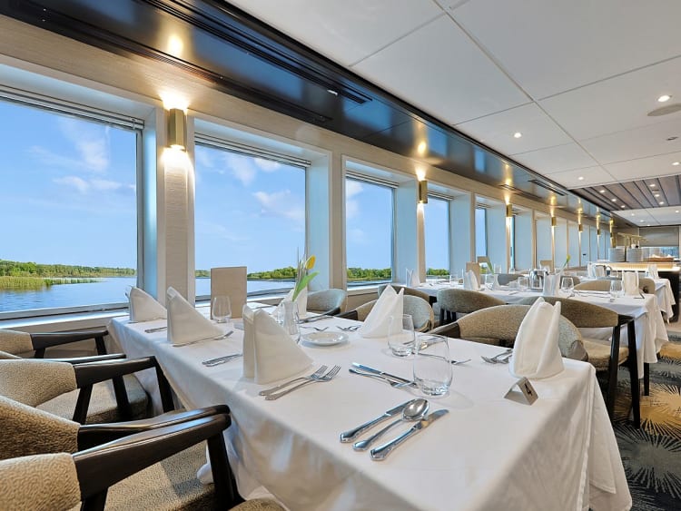 Rousse Prestige: Restaurant