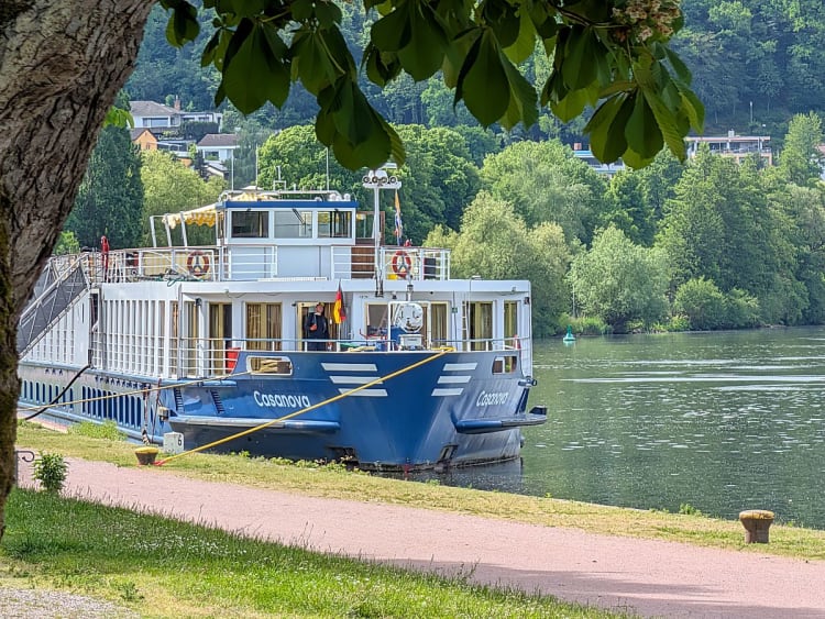 Casanova: Au&szlig;enansicht