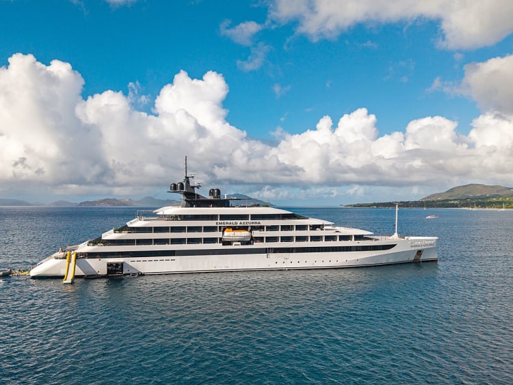 Emerald Cruises - Emerald Azzurra - Bild 1
