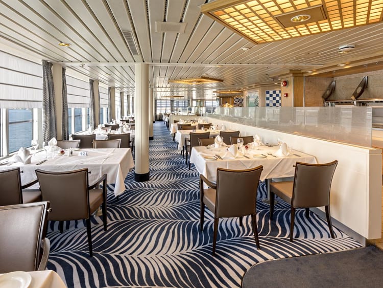Artania: Lido Buffet-Restaurant Deck 8 (2)