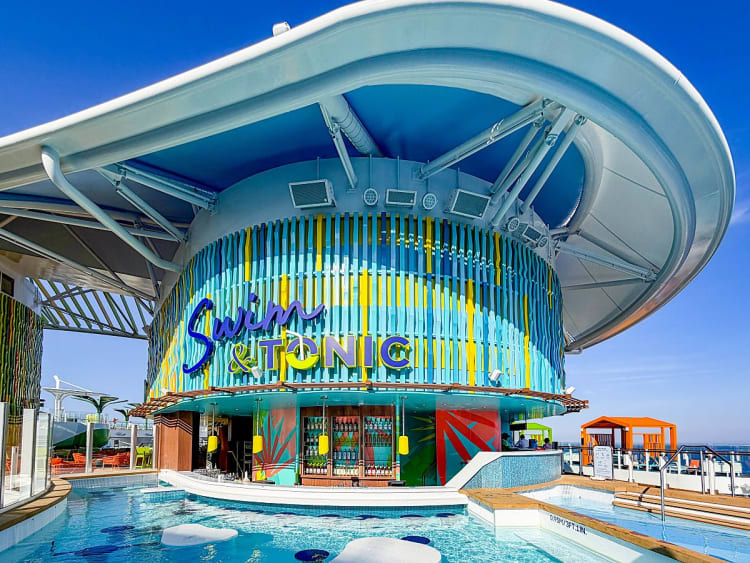 Royal Caribbean Int. - Legend of the Seas - Image 21