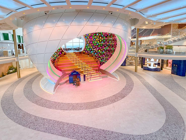 Royal Caribbean Int. - Legend of the Seas - Image 64