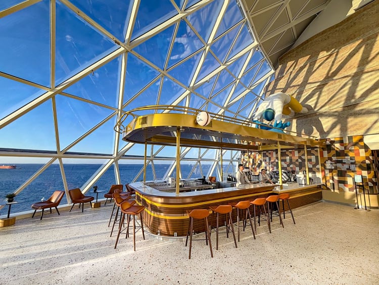 Royal Caribbean Int. - Legend of the Seas - Image 41