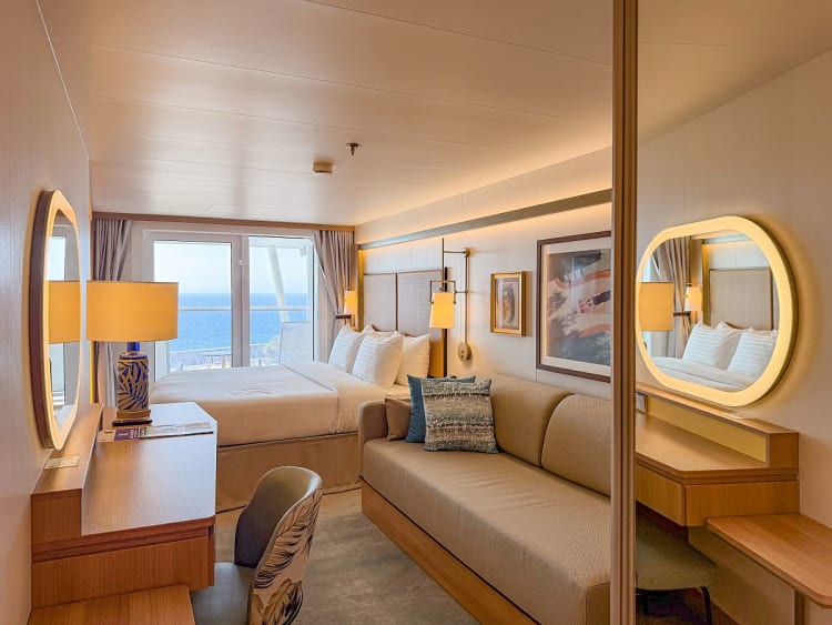 Royal Caribbean Int. - Legend of the Seas - Image 44