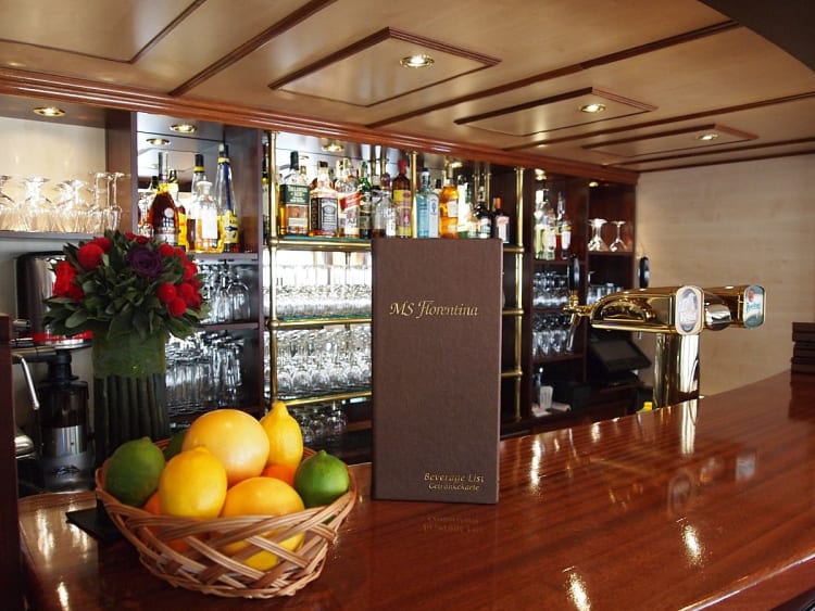 Florentina: MS-Florentina_Lounge-Bar_3