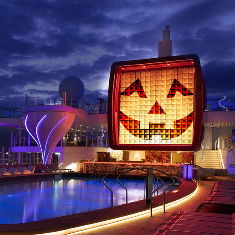 Celebrity Halloween-Special
