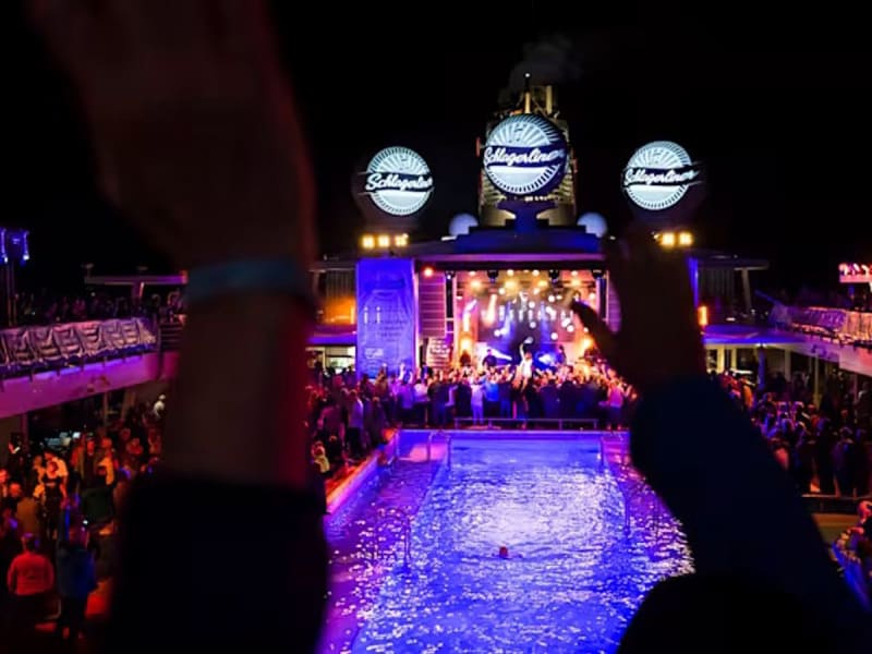 TUI Cruises - Mein Schiff 2 - Foto 1