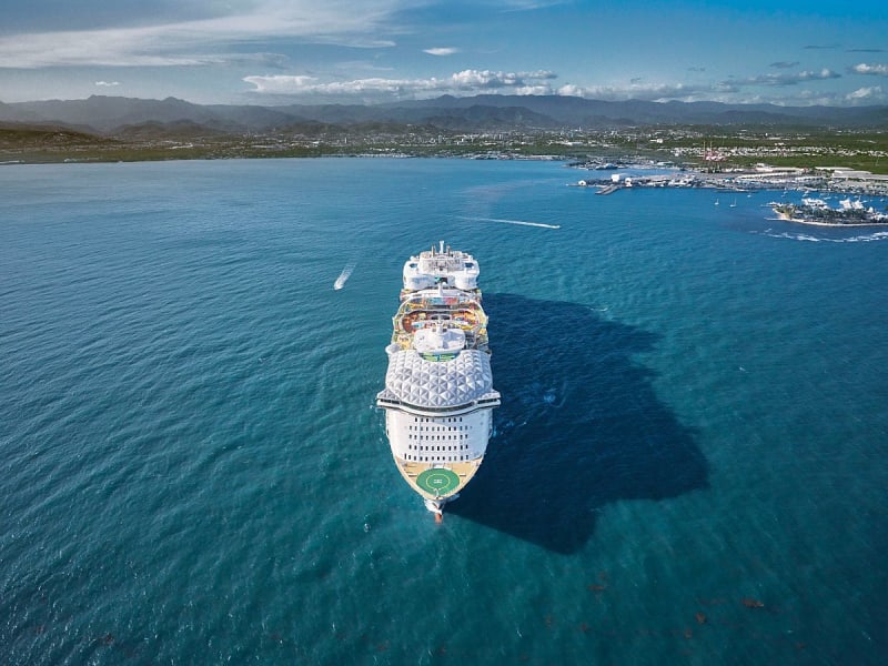 Royal Caribbean Cruises - Utopia of the Seas - Foto 1