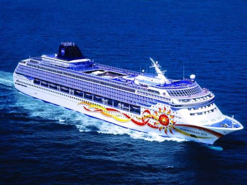 Norwegian Cruise Line - Norwegian Sun - Foto 1