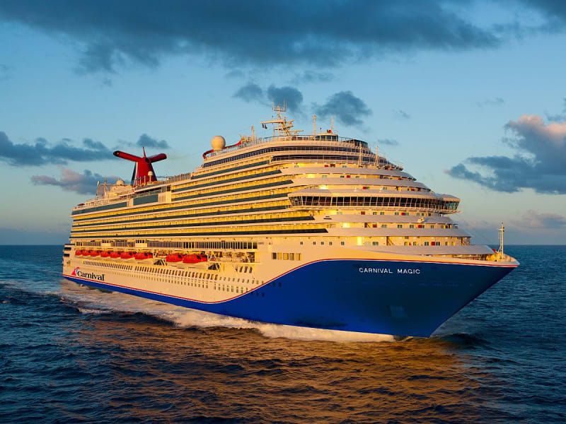 Carnival Magic: Frontansicht