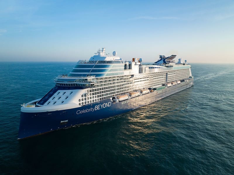 Celebrity Cruises - Celebrity Beyond - Foto 1