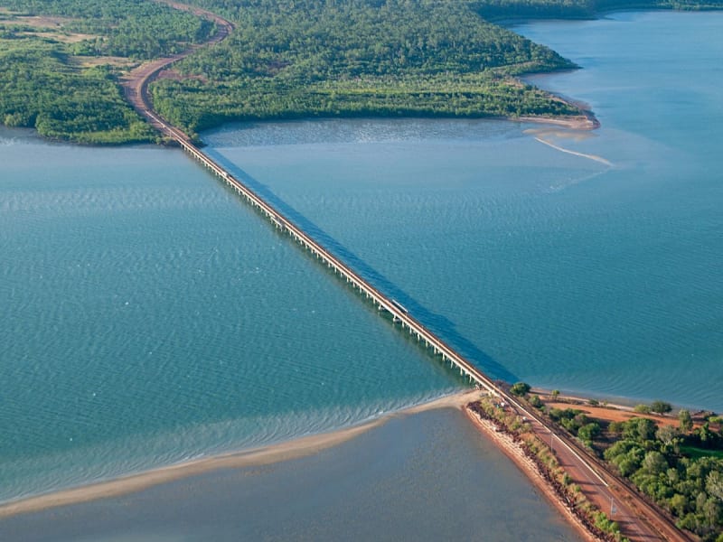 Cape York, Australien &ndash; Lange Br&uuml;cke verbindet K&uuml;ste mit dichtem Regenwald