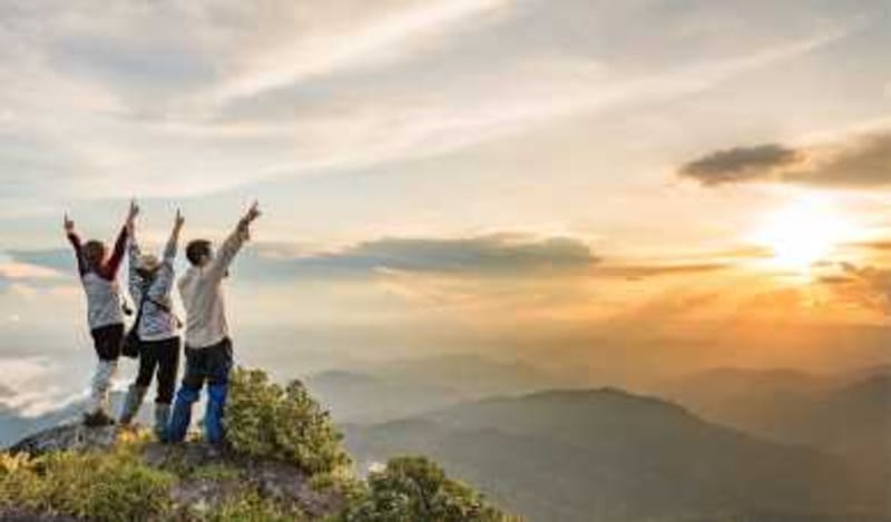 Advantages of an e-hoi group tour