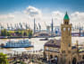 Hamburg, Deutschland – Kreuzfahrt buchen und Pegelturm am Hafen entdecken