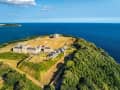 Falmouth, England – Luftaufnahme von Pendennis Castle und der umliegenden Küstenlandschaft