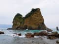 Aburatsu, Japan – Rotsformatie voor de kust