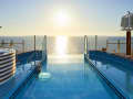 : Infinity-Pool
