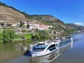 : Rivierschip op de Douro
