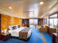 : Yacht Club Deluxe Suite