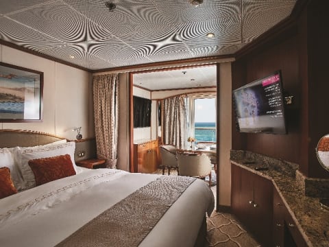 Silver Suite