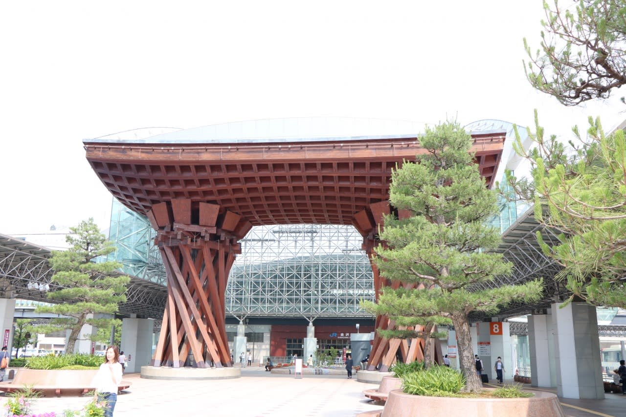 コスタ・ネオロマンチカで巡る日本海周遊クルーズ／②金沢編（金沢城公園・金沢蓄音器館）