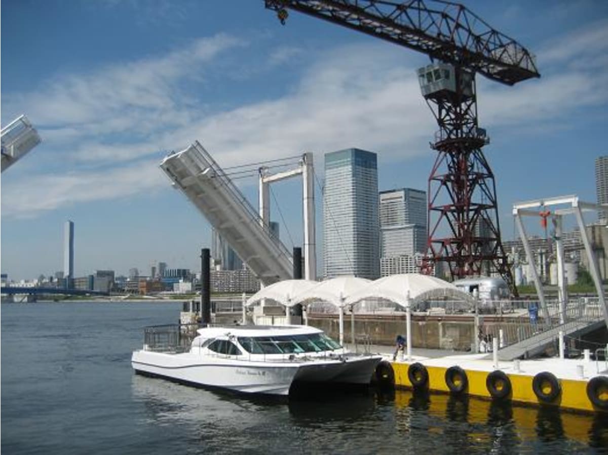 帆船エスメラルダを見るちいさな船旅 Cruisemans 帆船エスメラルダを見るちいさな船旅 Cruisemans