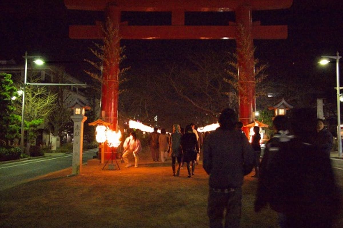 初日の出ツアー その１ 鎌倉 鶴岡八幡宮