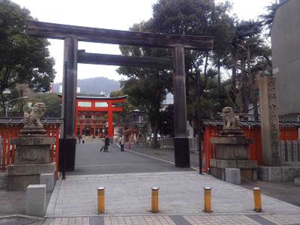 神戸・生田神社の狛犬さんたち