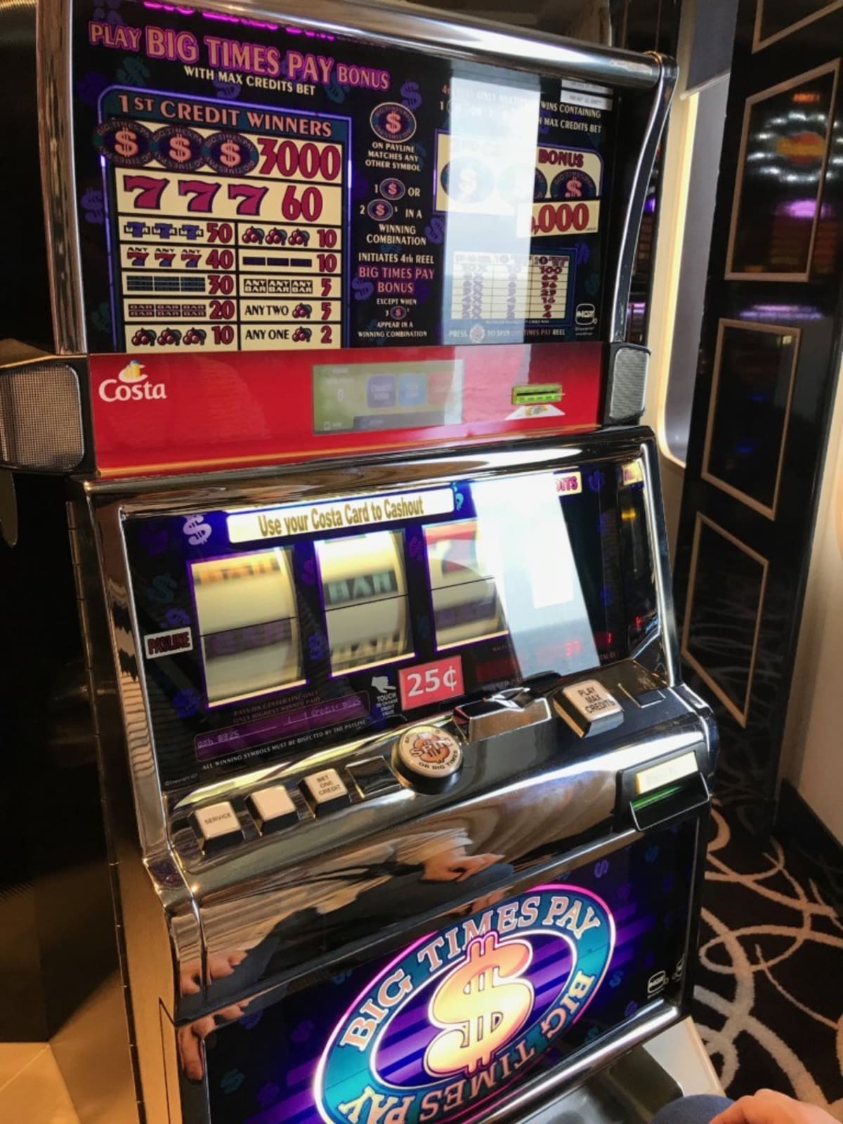 2018コスタネオロマンチカ乗船記(24):カジノでスロットに挑戦