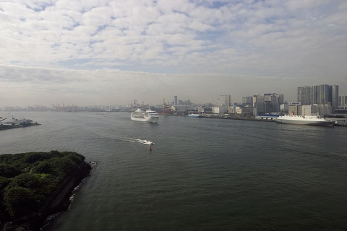 セブンシーズ・マリナー 晴海来港