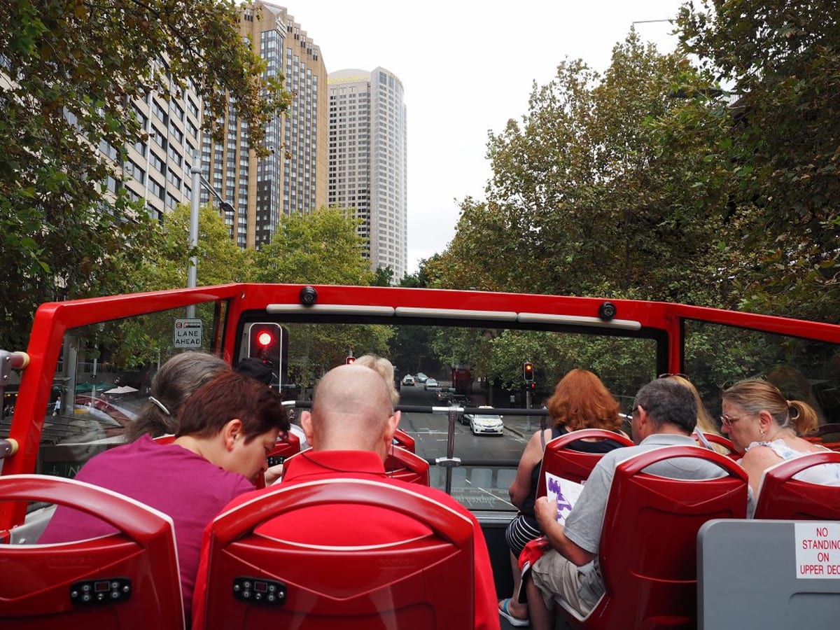 Circular Quay で乗車し、Central Railway Station に向かいます | シドニー